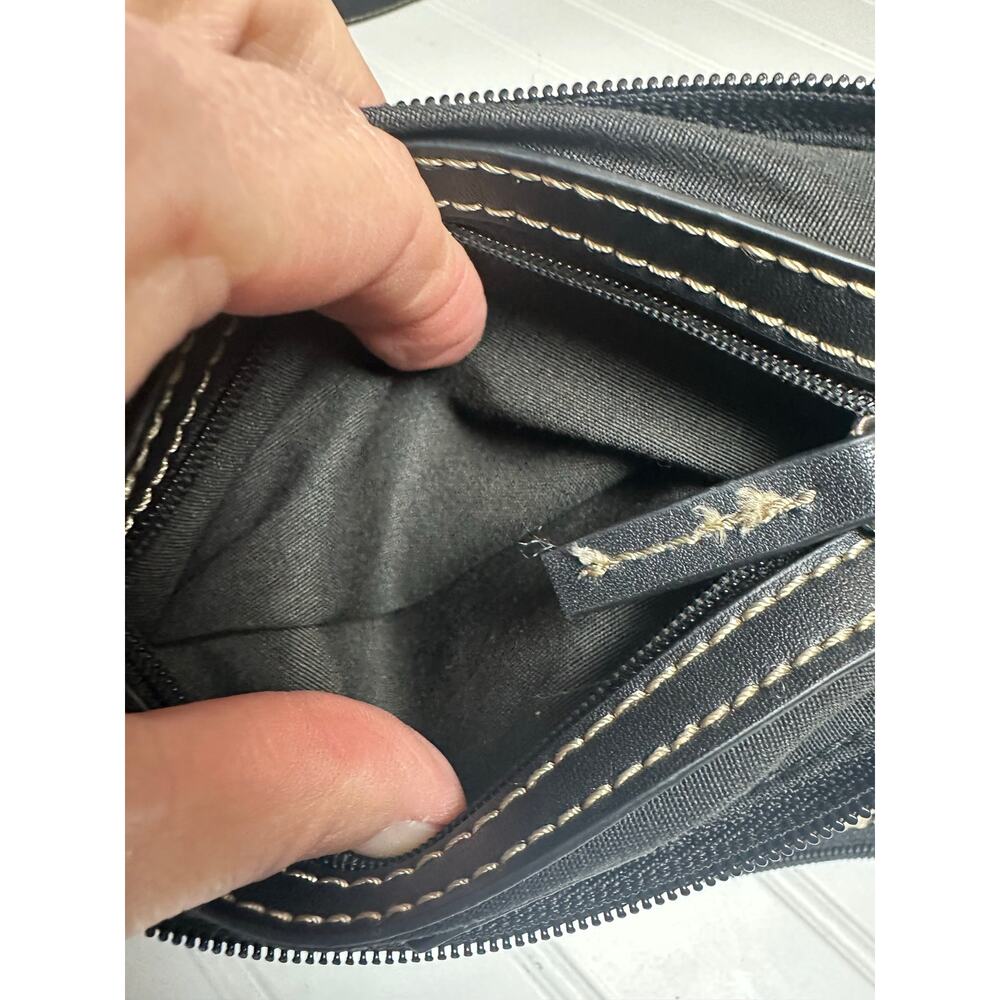 Chaps Houndstooth Patterned Crossbody Bag Black L… - image 7